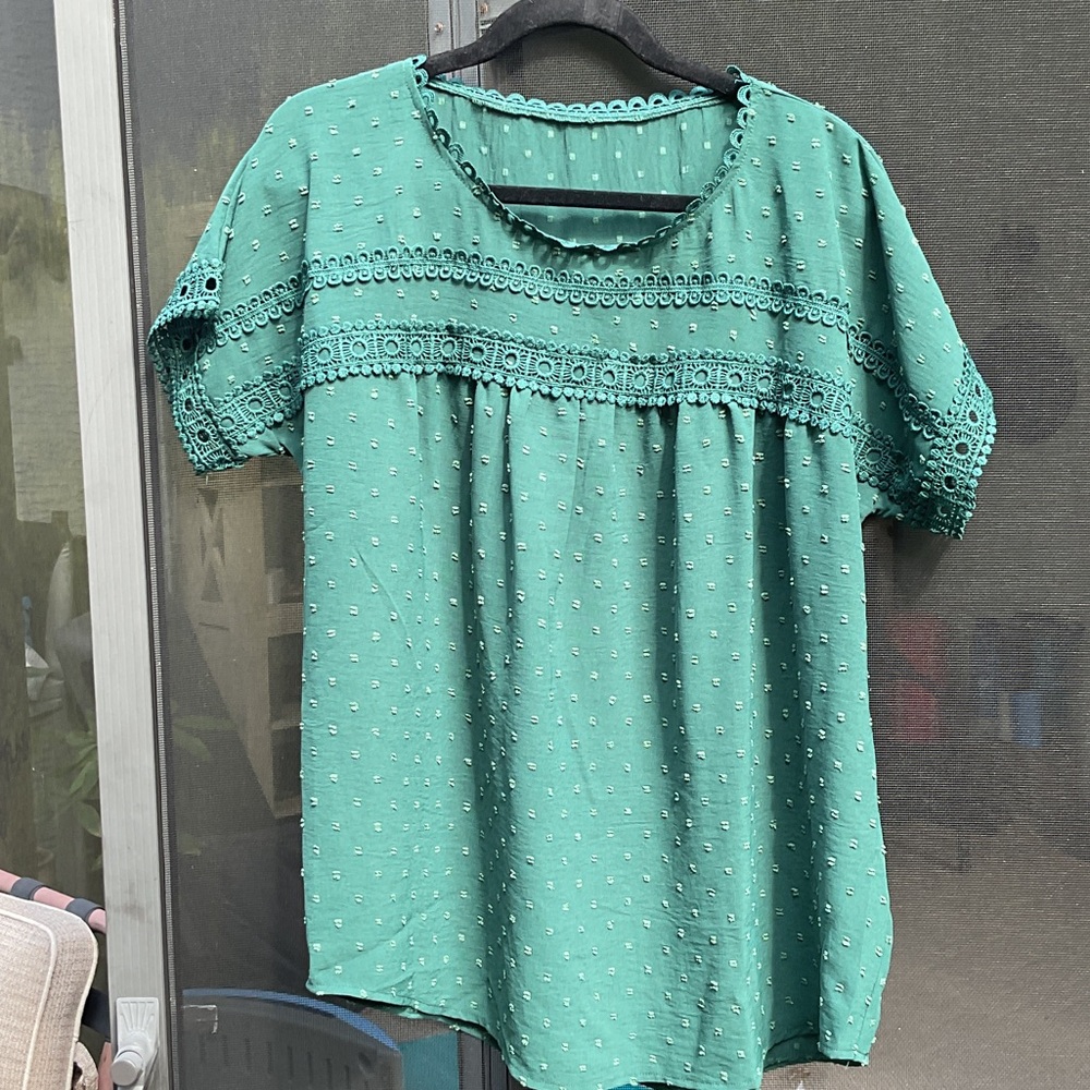 Dark Green Lace Trim Women's Top, Size XL